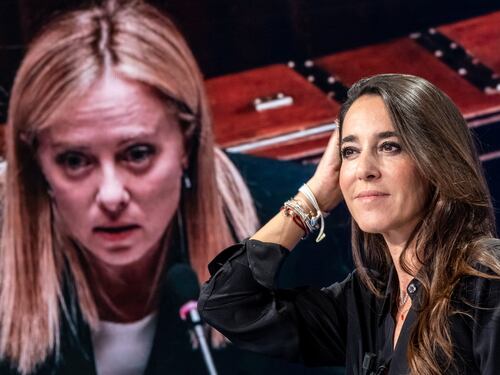 Covid, Ronzulli non fa marcia indietro e pizzica Meloni: l’errore sui no-vax
