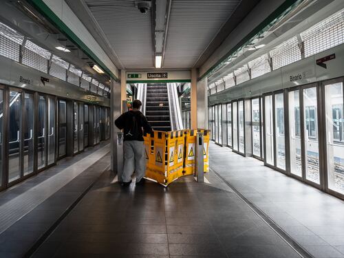Metro, viaggio sulla linea C: è la più moderna ma la più disastrata
