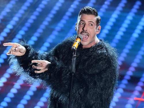 Sanremo 2017, il vincitore è Francesco Gabbani. Il Festival chiude col botto: 12 milioni di ascolti