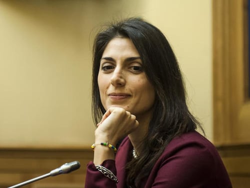 La Raggi completa la Giunta e punta su due attiviste M5S donne: Gatta ai Lavori Pubblici e Castiglione a Casa e Patrimonio