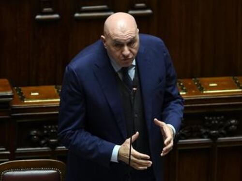 Sicurezza, Crosetto: "I cambiamenti climatici hanno ridisegnato la strategia militare"