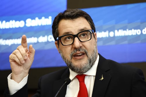 Salvini: "Esportare il modello MAGA. Le chat? Giorgia confermerà che non la pensano così"