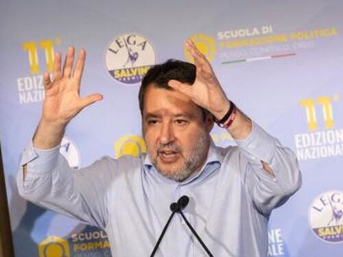 Immigrazione, Salvini: "Revoca della cittadinanza per chi fa reati gravi"