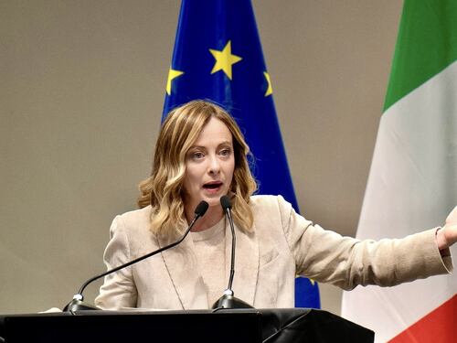 Meloni attacca Schlein: "Vergogna in Egitto? Non sono candidata col Pd"