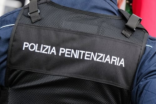 Viterbo, malore fatale di un detenuto: scoppia la rivolta in carcere
