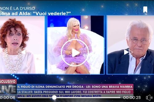 "Vuoi vederle?". Cicciolina estrema in tv col topless in diretta