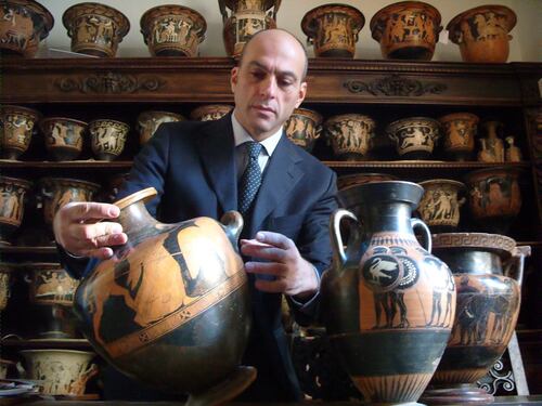 Il Museo Nazionale Etrusco di Valle Giulia presenta la collezione archeologica di Roberto Bilotti Ruggi d'Aragona