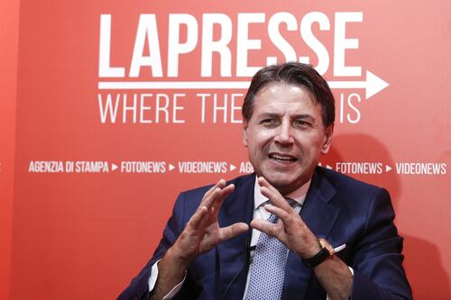 Soldi russi ai partiti, Giuseppe Conte si difende: il M5s non è coinvolto