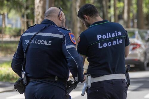 Roma, fermato il ladro seriale di profumi. Come rubava la merce
