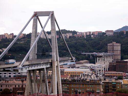 Ponte Morandi, Autostrade pubblica la Convenzione col Ministero: "Così stop alle polemiche"