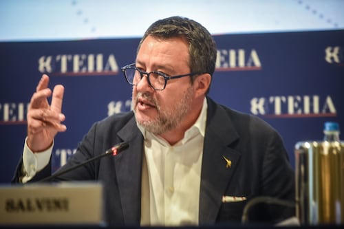 Salvini sceglie i numeri per rispondere alla sinistra: 256 miliardi di investimenti