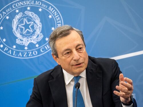 Governo, per Mario Draghi è la fine dei giochi: “Mi devo fermare”. Pronto a salire al Quirinale