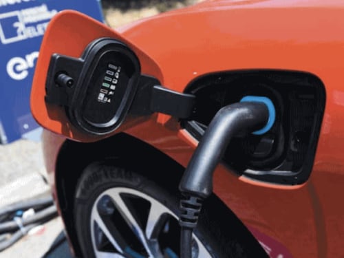 Auto elettriche, i veri dati: perché i veicoli "puliti" per ora sono un flop