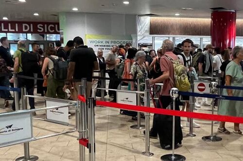Scioperi, settimana di passione: inizia EasyJet poi aeroporti, treni, navi e bus