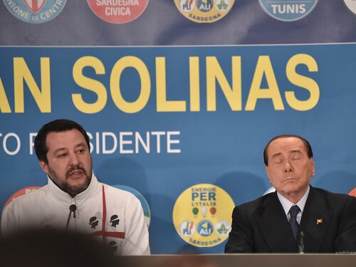 Salvini scopre di aver ancora bisogno di Silvio