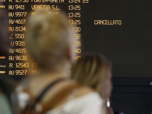 Sciopero treni giovedì 13 luglio, Salvini dimezza la protesta: gli orari dello stop