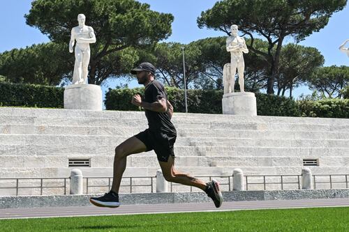 Jacobs a Roma per preparare gli Europei: ecco l'allenamento allo stadio dei Marmi (VIDEO)