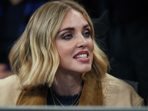 Bambola Ferragni, l'influencer si difende così: "Donazioni regolari"