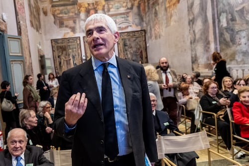 I dolori e le mosse di Casini guidano la «rivolta» del centro