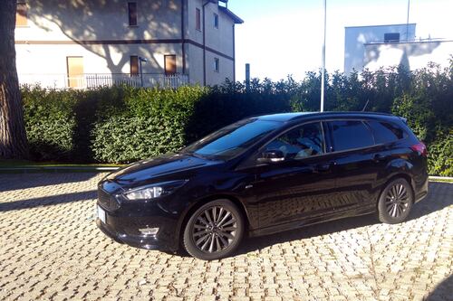 Ford Focus Wagon St Line, spazio e brio