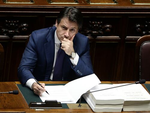 Rebus manovra, aumenta l'Iva?