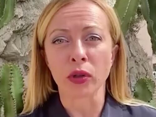 Amministrative, Giorgia Meloni tuona contro Letta: "Torna sulla Terra". La sinistra con meno sindaci
