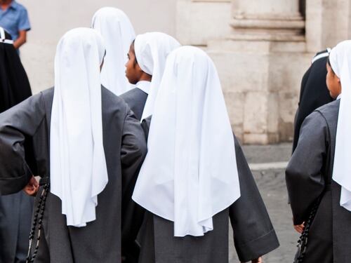 Suore scoprono di essere incinte. Due casi in Sicilia