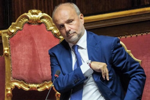 Schillaci, smontato il caso delle immagini scientifiche: "Errore non attribuibile a lui"