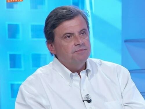 Rifiuti a Roma, Carlo Calenda in soccorso di Gualtieri: "Deve chiamare Bertolaso". Serve l'uomo delle emergenze