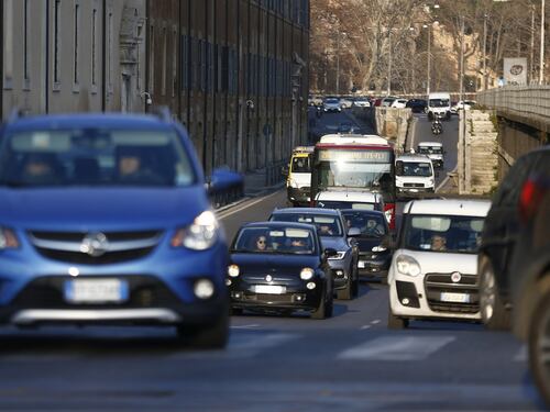 Classifica Legambiente: inquinamento, rifiuti e traffico, Roma tra le peggiori città d'Italia