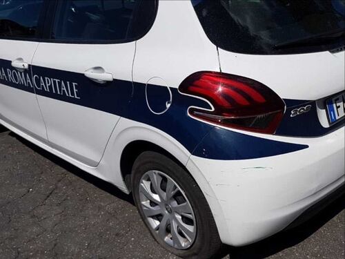 Controlli vietati, vandali contro la polizia locale a Corcolle