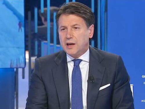 Niente vacanze sulla neve. Conte chiude le piste da sci