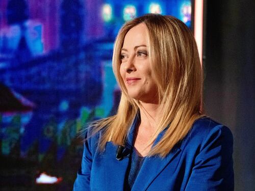 Quarta Repubblica, Meloni contro Schlein: qual è il problema della sinistra