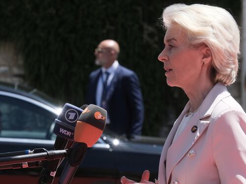 Ue, l'Europa si allarga a Est e sfida Putin: il piano per blindare i Balcani, porte aperte al Montenegro