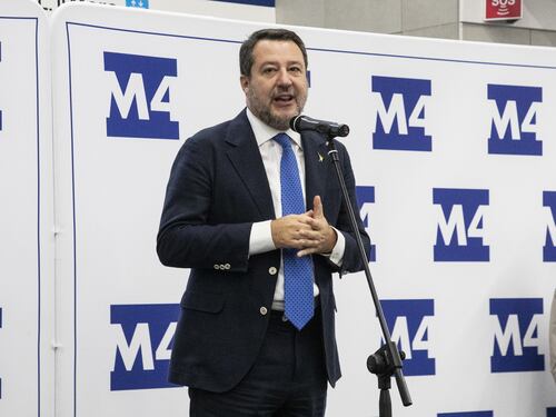 Cucchi querela Il Tempo, la solidarietà di Salvini: “La sinistra si rassegni alla libertà di stampa”