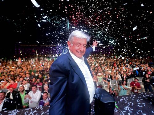 Lopez Obrador nuovo presidente del Messico. Ecco chi è il populista di sinistra anti-Trump