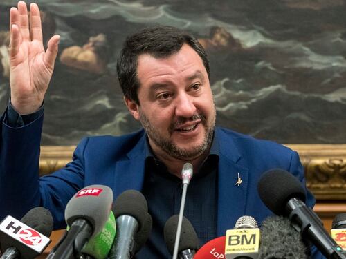 "Resta tutto così". Salvini esclude il rimpasto dopo l'Abruzzo ma...