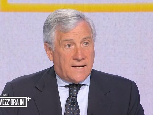 Elezioni politiche 2022, Antonio Tajani lancia la proposta per il voto: non si voti solo il 25 settembre