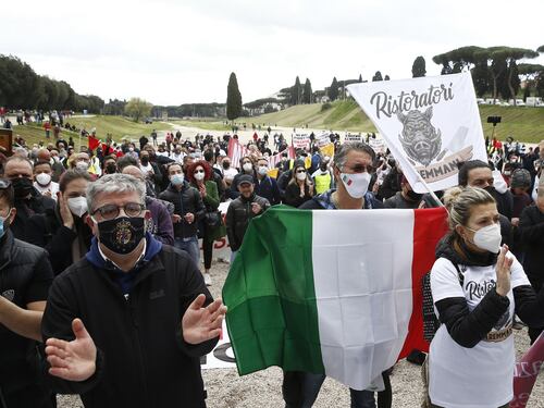 Protesta ristoratori a Circo Massimo, tensione con la polizia: vogliono un incontro col governo