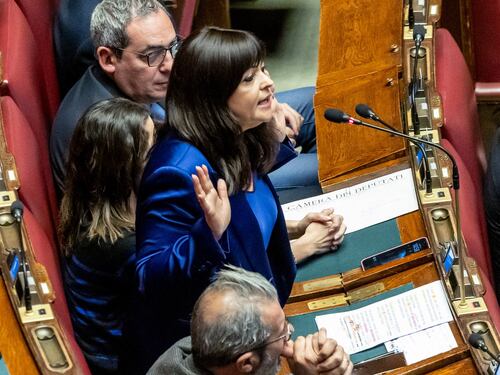 Mascherine, Buonguerrieri (FdI): "Ecco come incastreremo Conte. Abbiamo tante domande da rivolgergli"