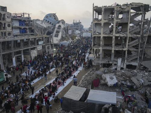 Medioriente, raid Israele uccidono anche premier governo Hamas