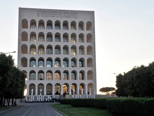 Saluti romani al camerata Dem