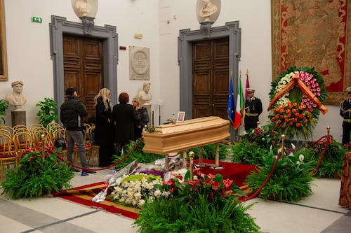 Sandra Milo, aperta in Campidoglio la camera ardente. Cosa spunta sul feretro