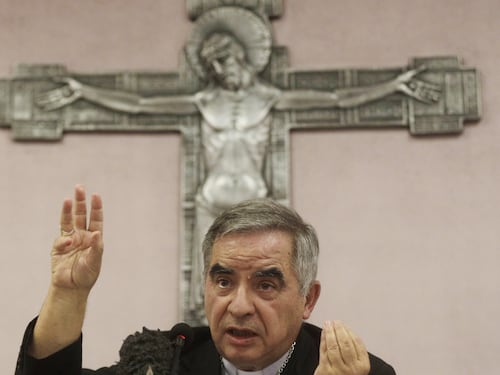 Vaticano, Becciu ricusa il Promotore. Decidono quattro cardinali