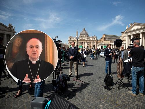 Carlo Maria Viganò, l'ultimo assalto a Bergoglio: "Non potrà più nuocere ma..."