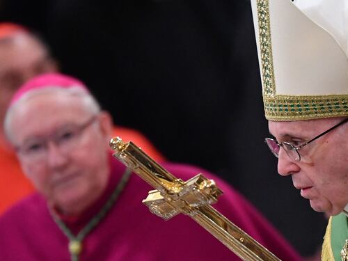 "Un golpe per buttare giù il Papa"