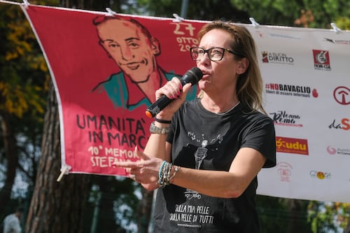 Ilaria Cucchi, l’ultima battaglia è contro il nuovo questore di Monza: “Vergogna assoluta”