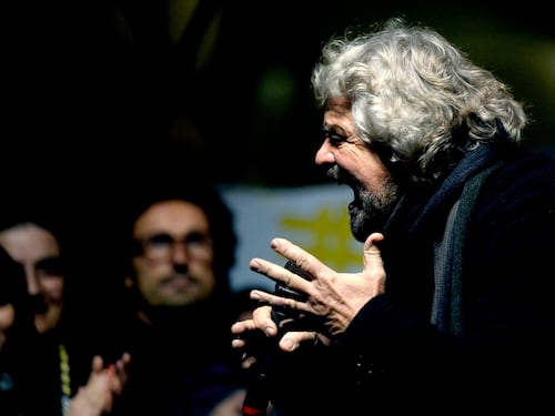 Beppe Grillo pensa in grande: "C'è uno spiraglio per un governo 5 Stelle"