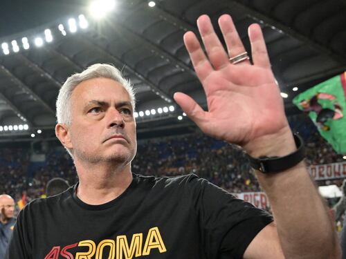 José Mourinho e la ricetta per Tirana: "Dimentichiamo la storia della Roma"