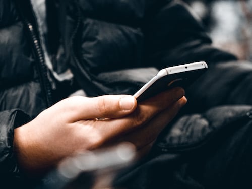 Palermo, la vittima della violenza sotterra l'odio social: "Chiudetevi la bocca"